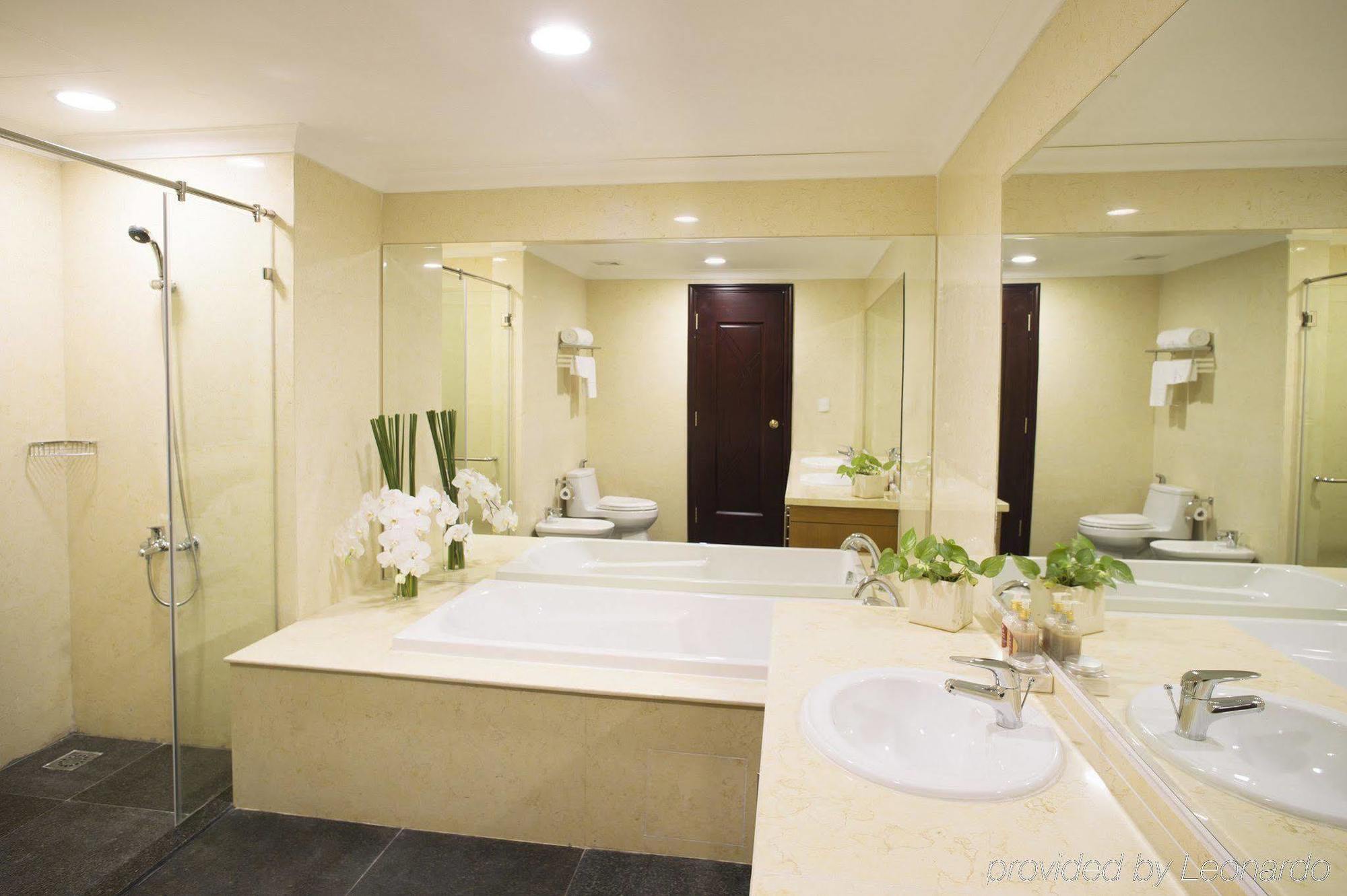 Vinhomes Royal City Apartment Hanoi Exterior photo